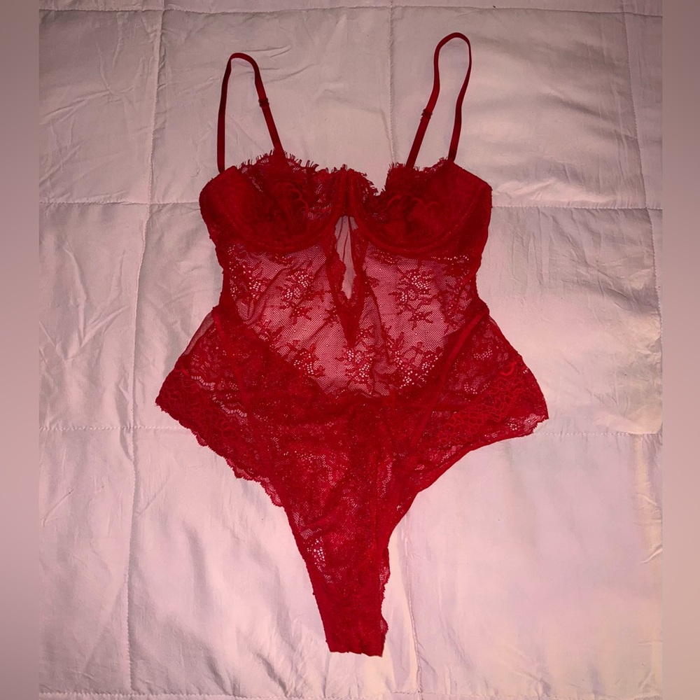 Victoria Secret Red Lace Lingerie Teddy Bodysuit Medium NWOT